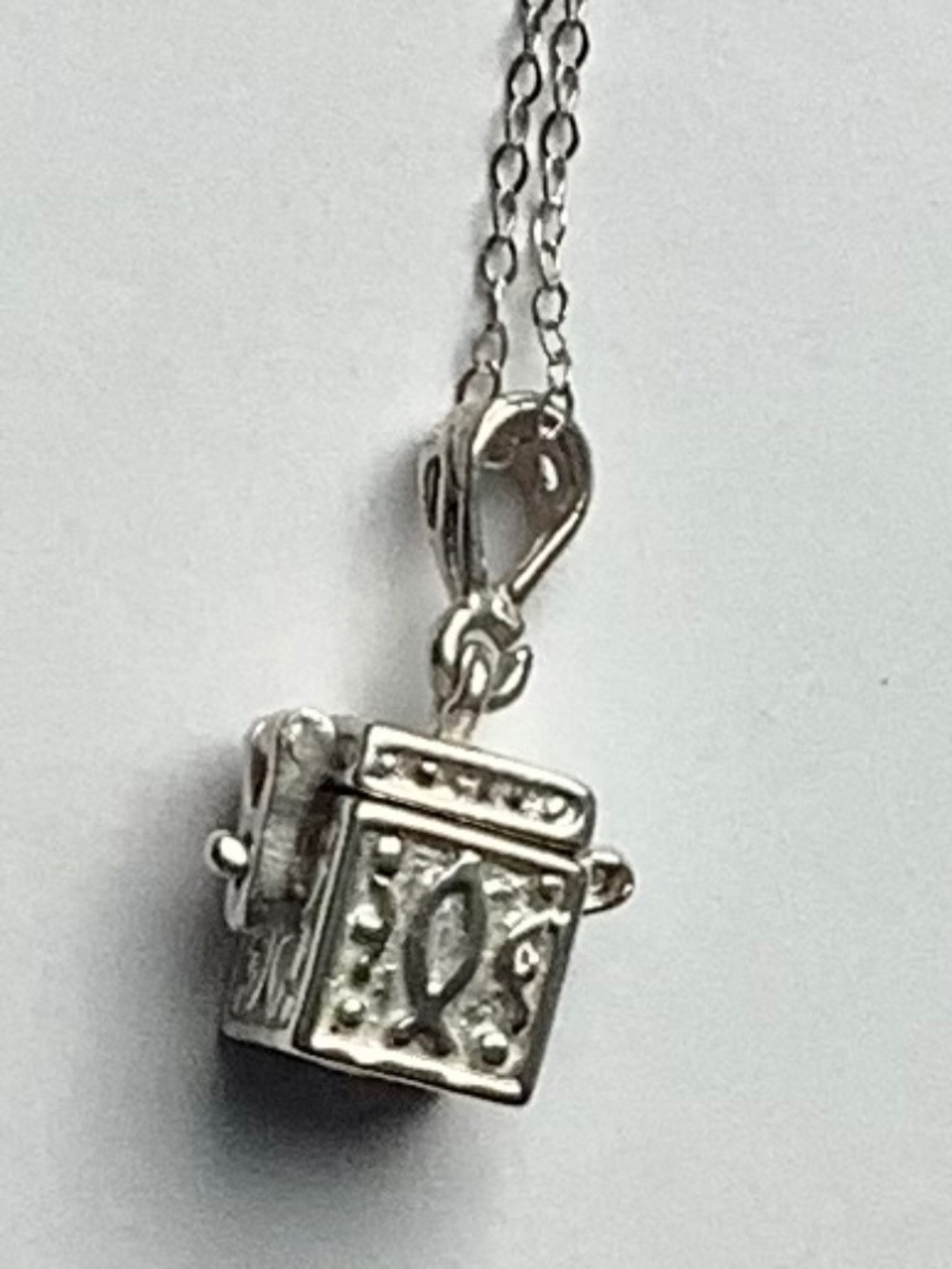 Vintage 925 Sterling Silver Prayer Box Pendant Necklace 18” Cable Chain - Picture 4 of 13